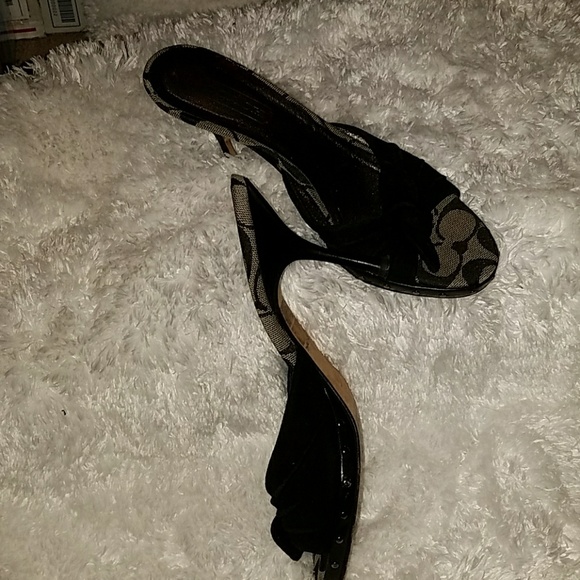 Coach slip on heels - Picture 2 of 4